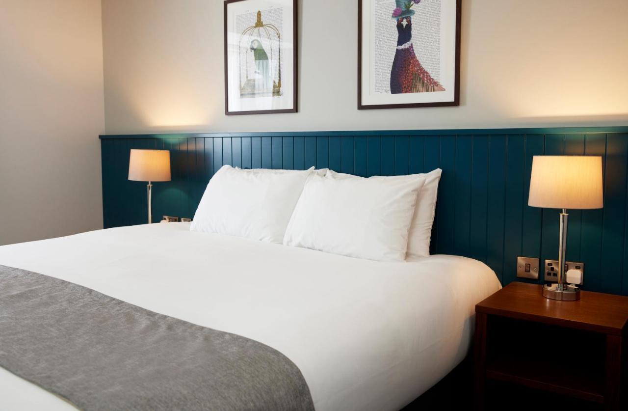 The Caledonian Hotel Leven  Bagian luar foto