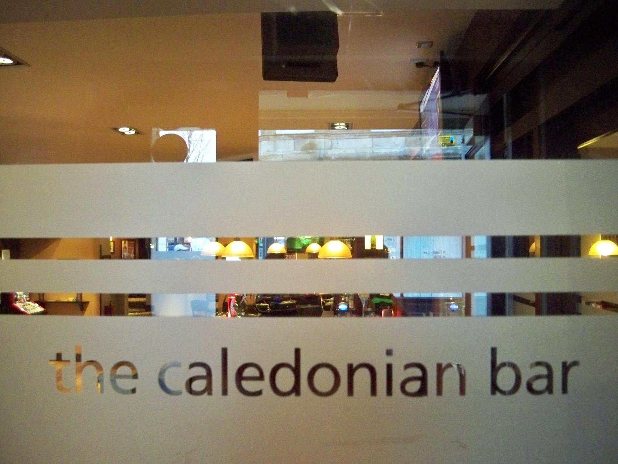 The Caledonian Hotel Leven  Bagian luar foto
